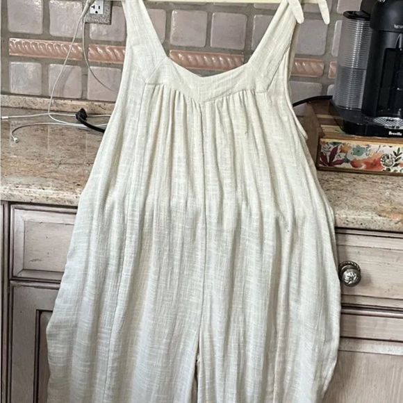 Free People Tie Me Up Jumpsuit Wide Leg Tie Shoulder Straps Oatmeal - Picture 7 of 8